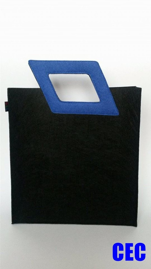 In blue — foto 2