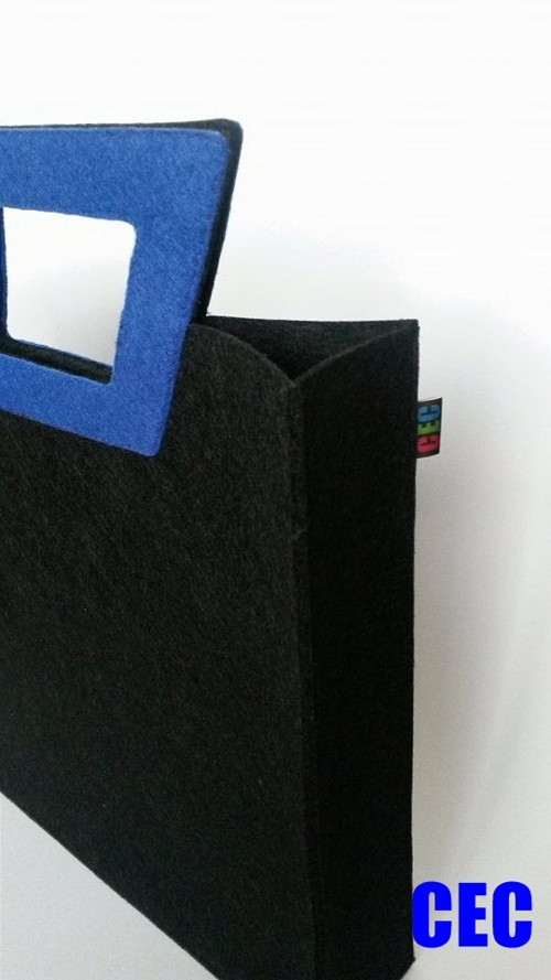 In blue — foto 3