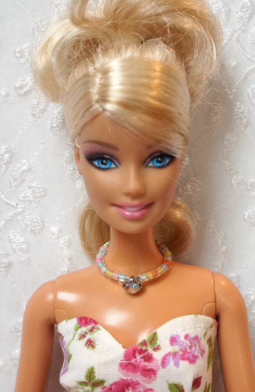 Šperk pro Barbie s kamínkem — foto 2