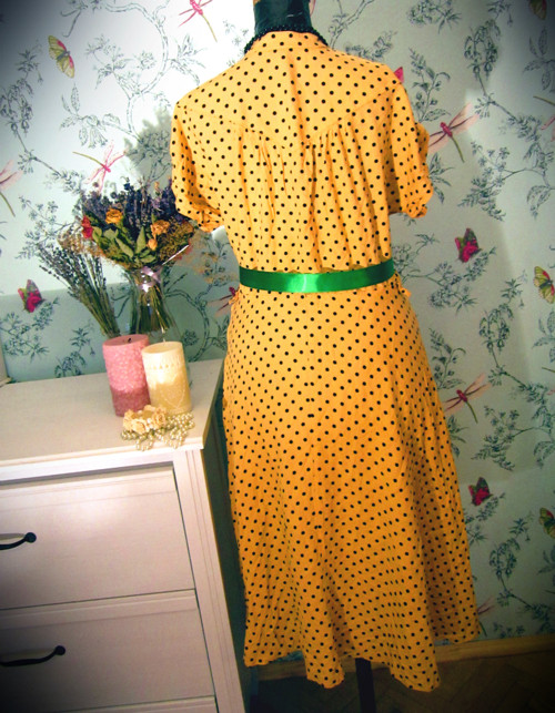 Retro dots šaty — foto 4