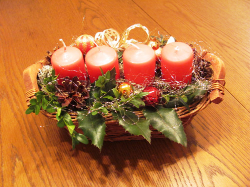 Adventní v proutěném košíku — foto 4