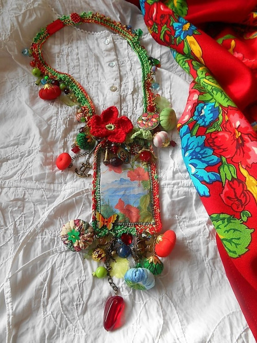 Náhrdelník Gypsy 13 Ibišky — foto 2