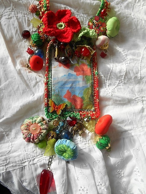Náhrdelník Gypsy 13 Ibišky — foto 3