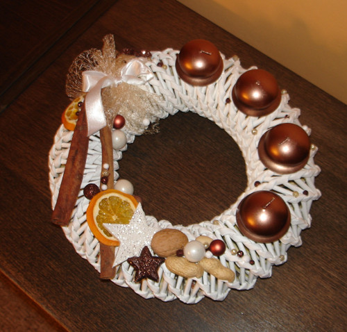 Adventní věnec z papíru — foto 3