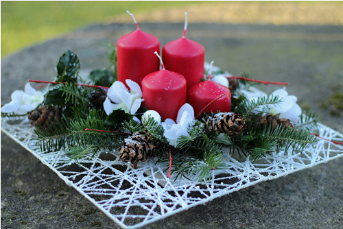 Adventní svícen bílo-červený — foto 3
