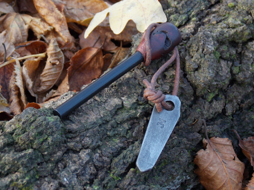 Křesadlo / Firesteel — foto 2