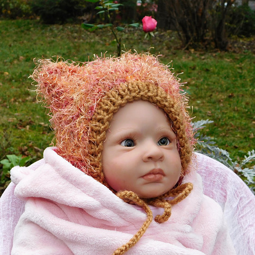 Newborn čepička - MEDVÍDKOVIC HOLČIČKA — foto 3