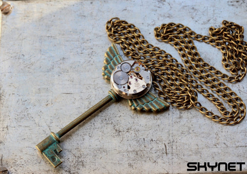 Okřídlený steampunkový klíček — foto 2