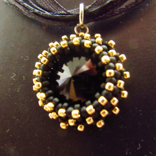Swarovski black chrysantema — foto 5