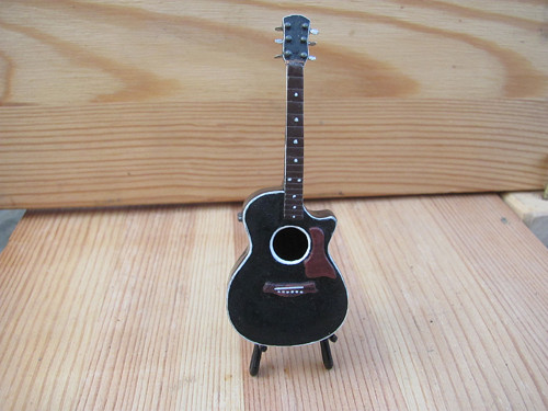 Kytara Taylor Black — foto 4