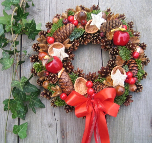 Adventní věneček s jedličkou — foto 2