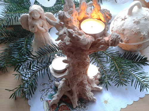 Keramický rozsvícený celoroční stromeček — foto 3