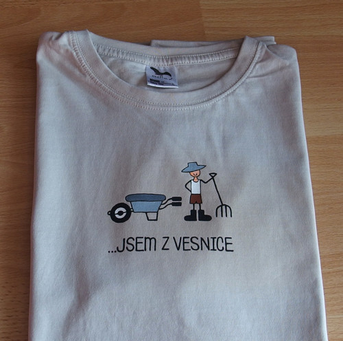 Tričko "Jsem z vesnice " velikost XL — foto 2