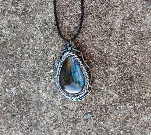 Zrcadlo k duši amulet - LABRADORIT — foto 4