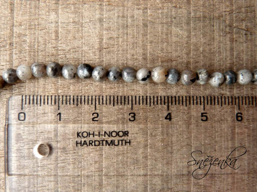 Norský labradorit kulička 4 mm, 10 ks — foto 3
