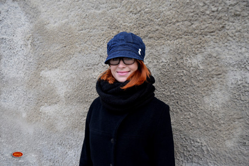 Zimní riflová bekovka podšitá flísem, přes uši — foto 5