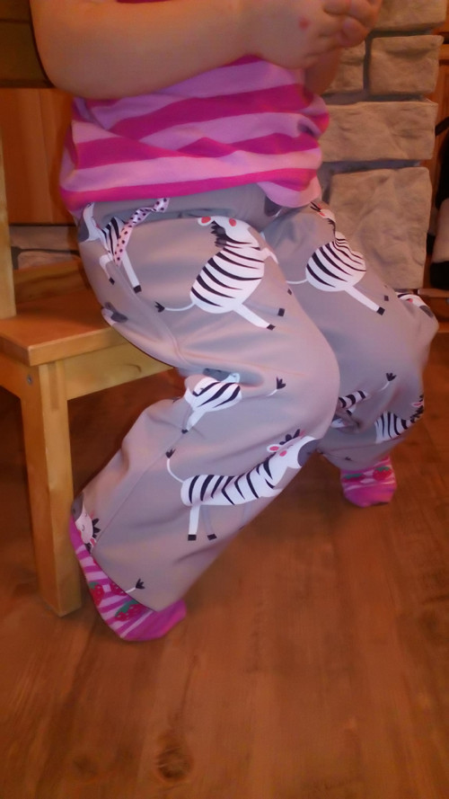 Softshellové kalhoty rostoucí — foto 6