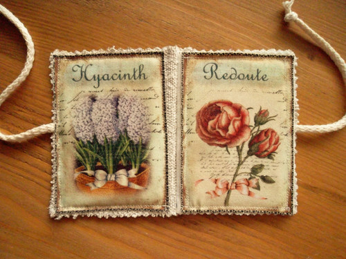 Konopný mini herbář .....(11,5 x 8 cm) — foto 2