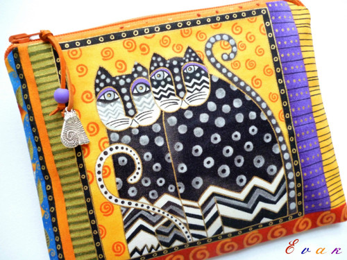 Kocour Dan a Sam - taštička desing Laurel Burch — foto 3