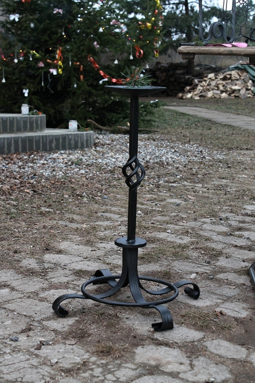 Kovaný svícen 68 cm — foto 5