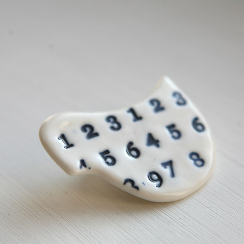 Messinger Blue (porcelánová brož) — foto 2