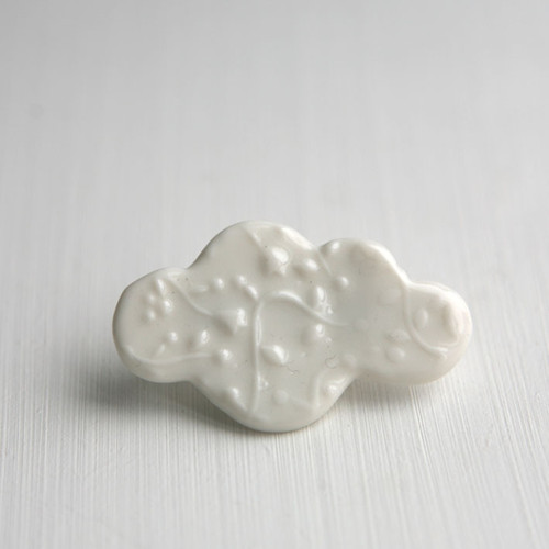 Jako sníh... Oblak (porcelánová brož) — foto 4