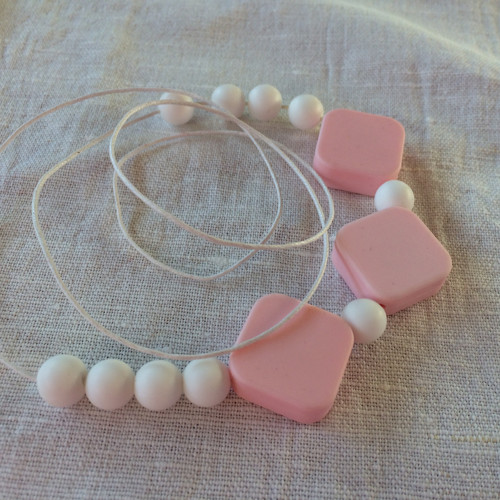 Kousací Korále - Pink / White — foto 3
