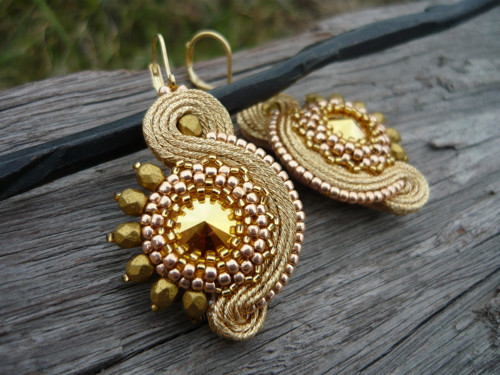 Soutache náušnice Golden Sun — foto 2