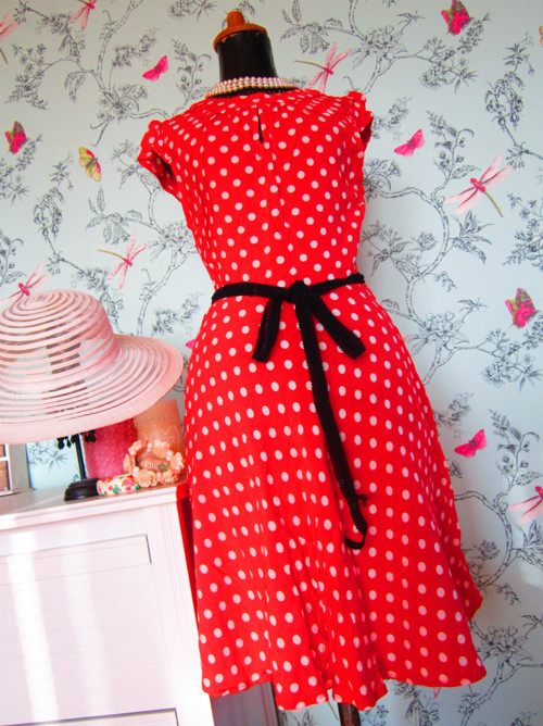 Retro dots šatečky — foto 3