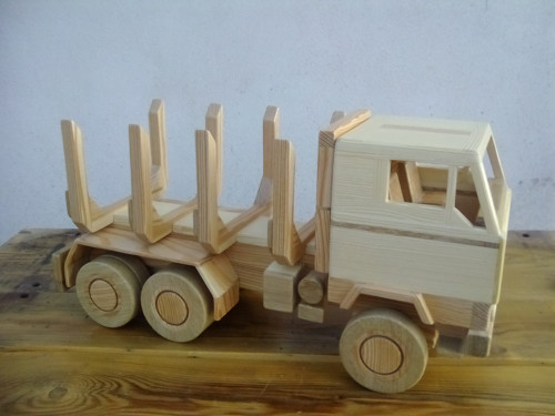 Dřevěné auto — foto 5