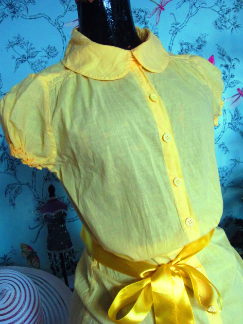 Šatečky yellow — foto 2