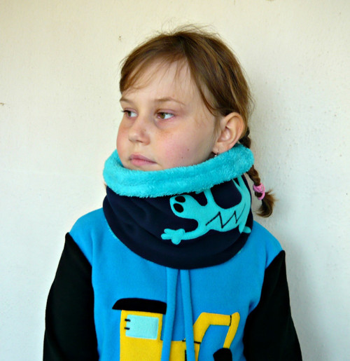 Nákrčník s ještěrkou :-) — foto 2