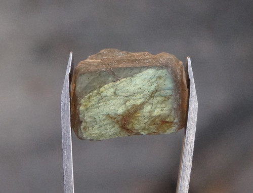 Surový labradorit D7423 — foto 2