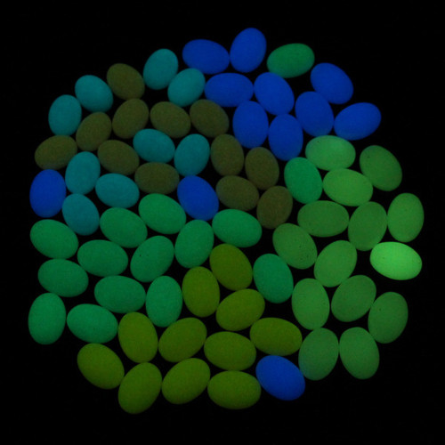 Kabošon Fluorescentní 18 x 13 mm — foto 3