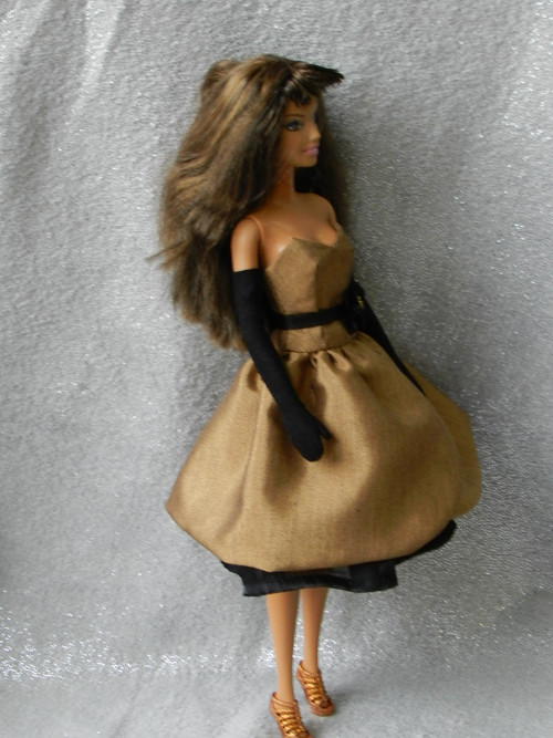 Šatičky pro Barbie — foto 2