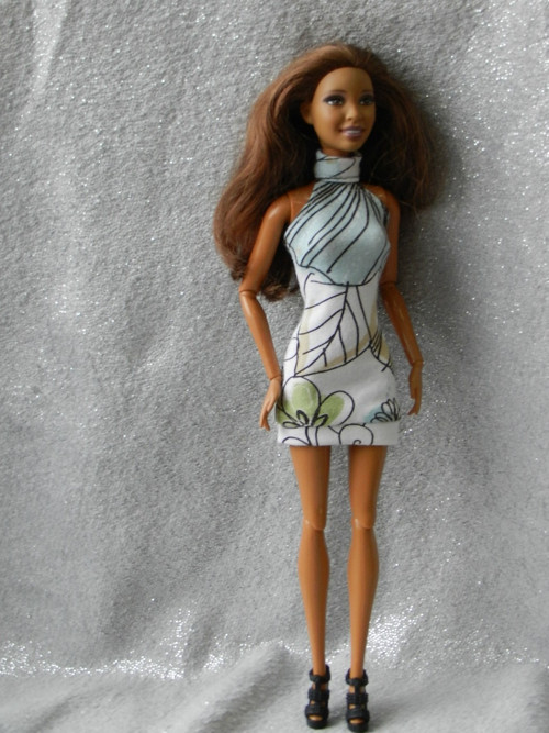 Šatičky pro Barbie — foto 3