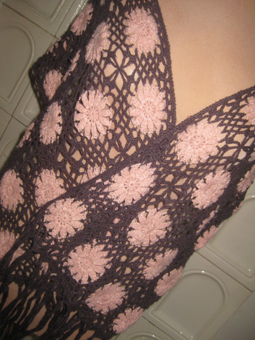 Háčkovaná šála dvoubarevná — foto 3