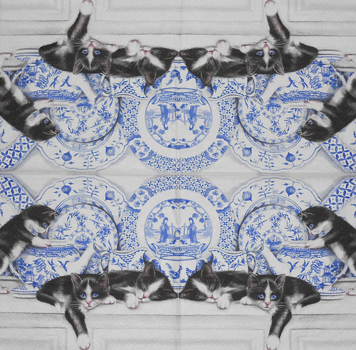 Ubrousek - koťátka a porcelán — foto 2