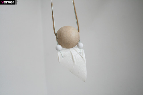 Náhrdelník "minimal" - wood/white — foto 3