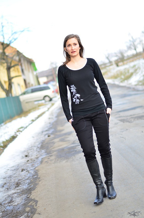 Slim džíny MajerKy s výšivkou — foto 5