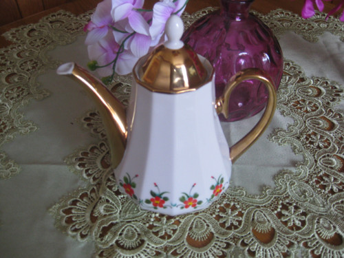 Porcelánová konvice nebo konvička? SLEVA — foto 2