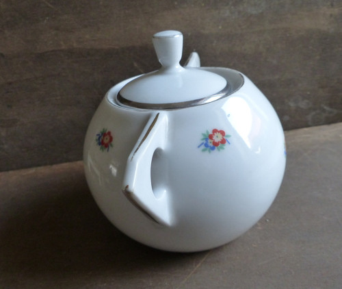 Kulatě...porcelánová cukřenka — foto 2