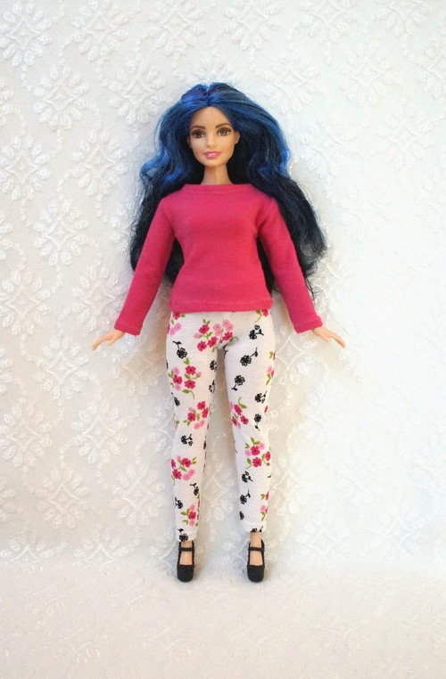 Komplet pro Barbie 2016 - curvy - baculku — foto 2