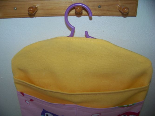 Kapsář do školky na ramínku - sovičky — foto 2