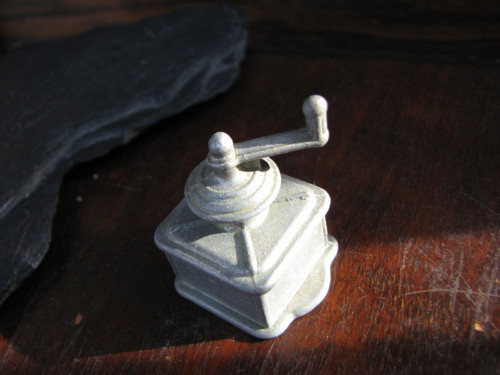 Kafemlýnek...kovová miniatura — foto 5