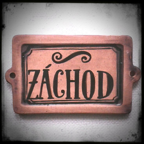 Záchod (keramická cedulka) — foto 2