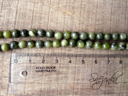 Taiwanský jadeit 6 mm, 5 ks — foto 2