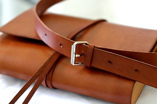 Kabelka na rameno MIDI BROWN — foto 3