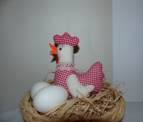 ,,Z babiččiny truhly" - slepička do ošatky — foto 2