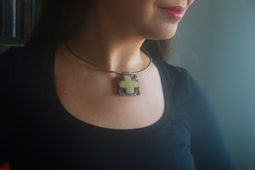 Nerezový náhrdelník..." Yellow cross — foto 5